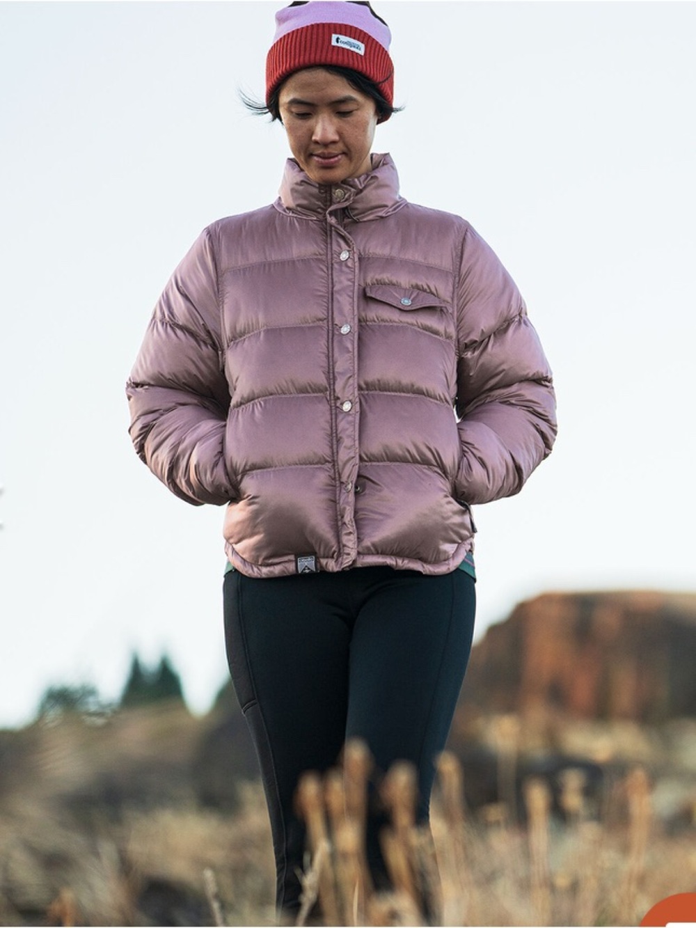 oiselle Puff Queen Jacket in Dover - Neutral Light Green
